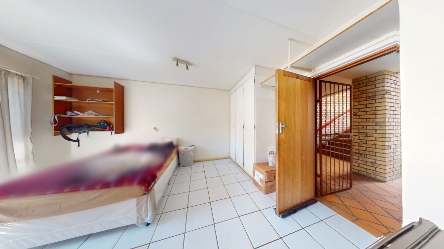 0 Bedroom Property for Sale in Kannoniers Park North West